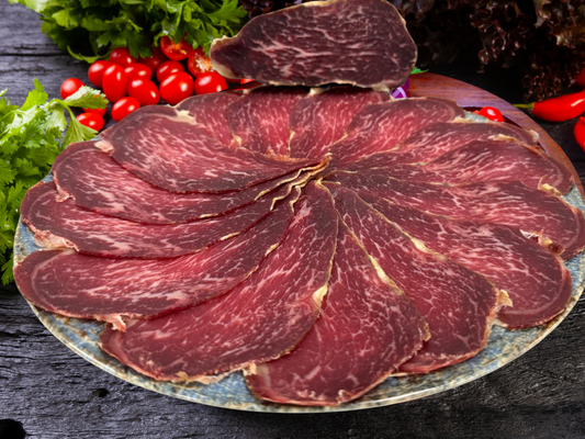 Cecina de vaca Leonesa Platinium. Loncheada en Bolsas Vacío de 100 Gramos. 2 unidades Precio 13,74 €.